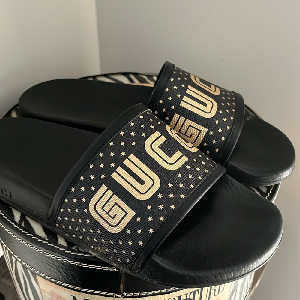 Gucci slides men size 7 black with gold letters